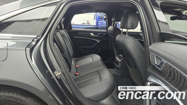 Audi A6 (C8) 40 TDI Quattro Premium 2021 — фото 12