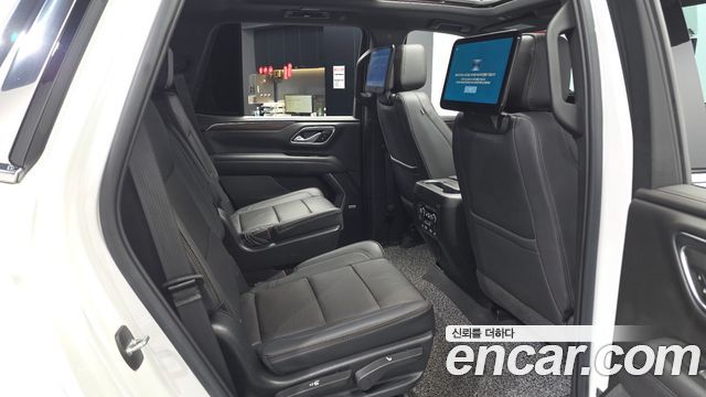 Chevrolet Tahoe 6.2 Dark Knight 4WD 2022 — фото 16