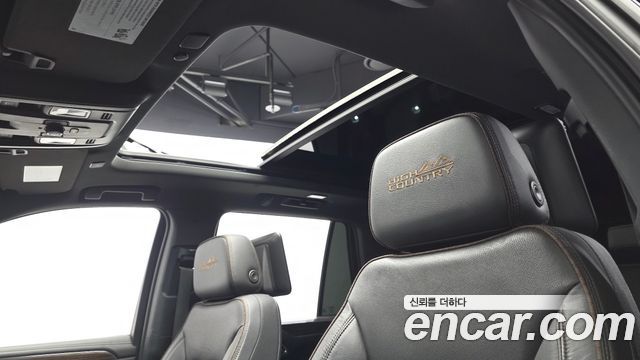 Chevrolet Tahoe 6.2 Dark Knight 4WD 2022 — фото 36