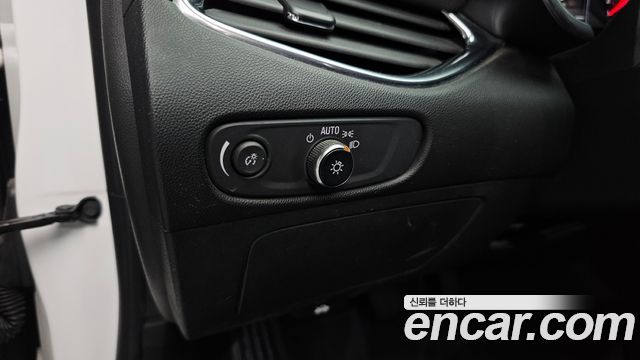 Chevrolet Malibu 1.6 Diesel LT Premium 2020 — фото 27