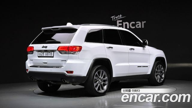 Jeep Grand Cherokee 3.6 Limited WK2 2018 — фото 2