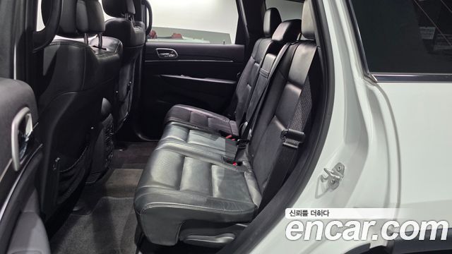Jeep Grand Cherokee 3.6 Limited WK2 2018 — фото 11