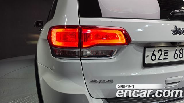 Jeep Grand Cherokee 3.6 Limited WK2 2018 — фото 23