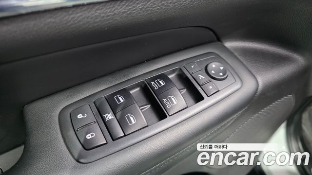 Jeep Grand Cherokee 3.6 Limited WK2 2018 — фото 30