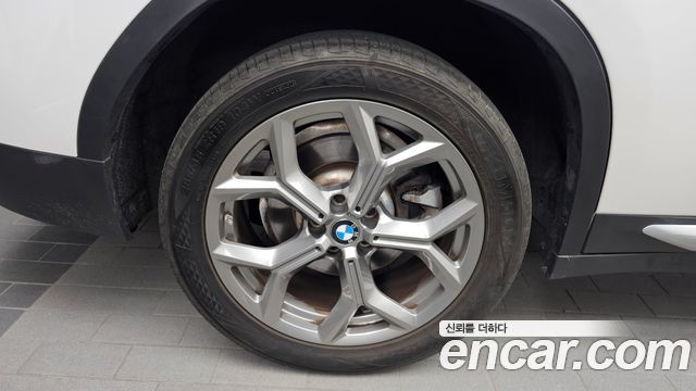 BMW X4 (G02) xDrive20i xLine 2022 — фото 5
