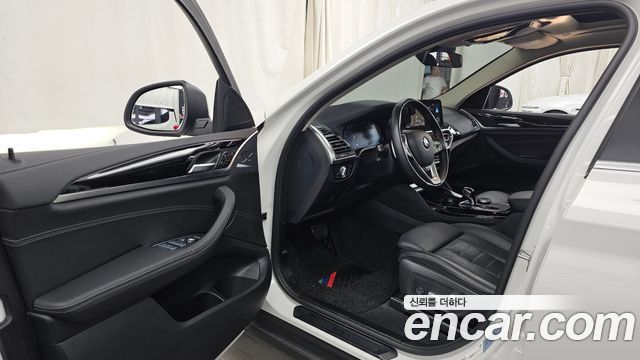 BMW X4 (G02) xDrive20i xLine 2022 — фото 10