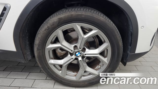 BMW X4 (G02) xDrive20i xLine 2022 — фото 27