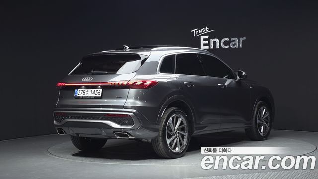 Audi Q5 (80A) 40 TFSI Quattro S Line 2025 — фото 2