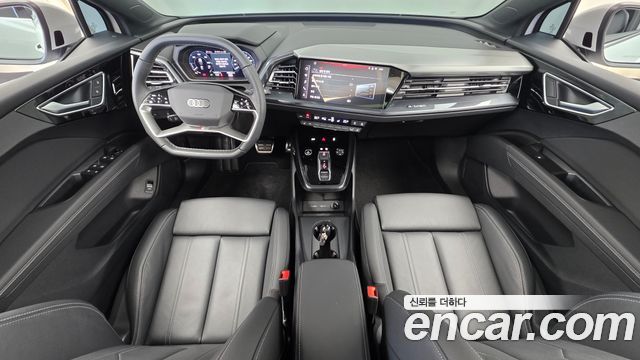 Audi Q4 e-tron (F4) 45 Sportback 2025 — фото 7