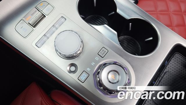Genesis GV70 3.5T Gasoline AWD 2025 — фото 9