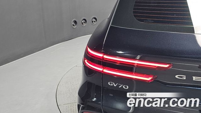 Genesis GV70 3.5T Gasoline AWD 2025 — фото 23