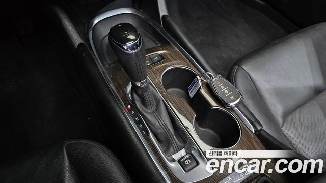 Chevrolet Malibu 2.0 Turbo LTZ Premium 2017 — фото 9