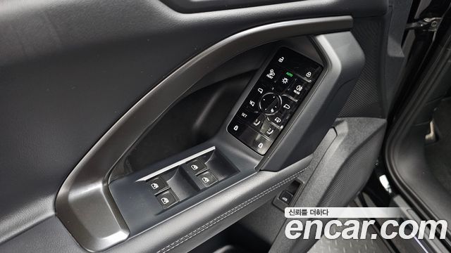 Audi Q5 (80A) 45 TFSI Quattro Sportback S Line Black Edition 2025 — фото 32