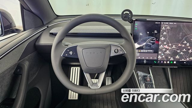 Tesla Model Y L Long Range AWD 2026 — фото 13