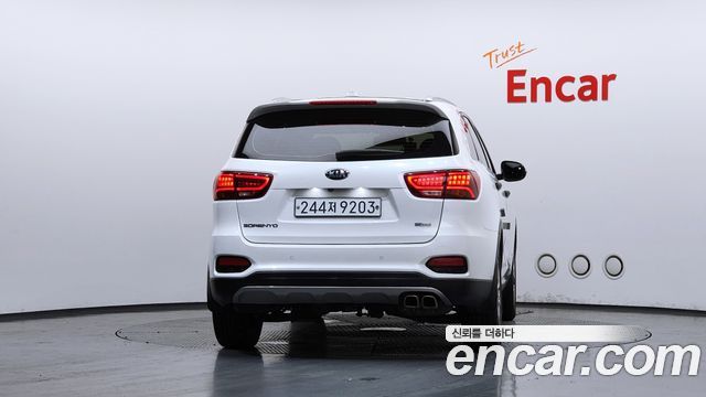 Kia Sorento Diesel 2.0 2WD Marster 2020 — фото 4
