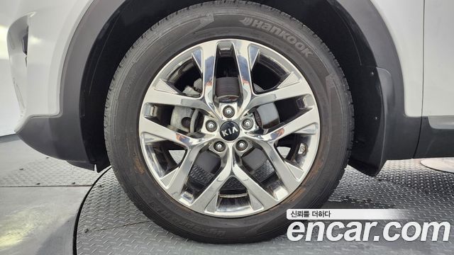 Kia Sorento Diesel 2.0 2WD Marster 2020 — фото 5