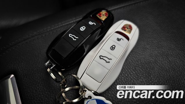 Porsche Cayenne 3.0 Diesel Platium Edition 958 2017 — фото 16