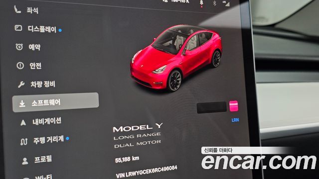 Tesla Model Y Long Range AWD 2024 — фото 8