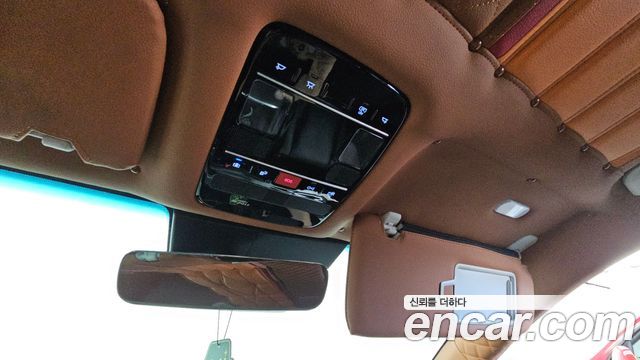 Hyundai Grandeur (GN7) 3.5 LPG 2WD (Taxi) Deluxe 2023 — фото 22
