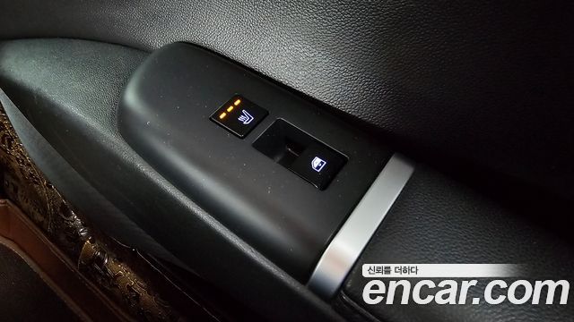 Hyundai Grandeur (GN7) 3.5 LPG 2WD (Taxi) Deluxe 2023 — фото 23