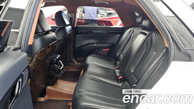 Hyundai Grandeur (GN7) 3.5 LPG 2WD (Taxi) Deluxe 2023 — фото 32