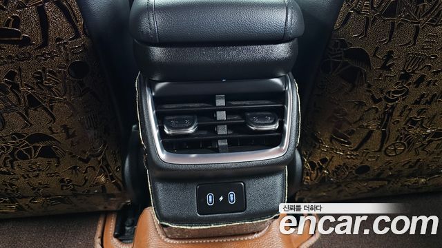 Hyundai Grandeur (GN7) 3.5 LPG 2WD (Taxi) Deluxe 2023 — фото 40