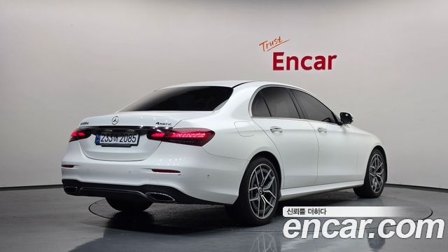 Mercedes-Benz E-Class (W213) E220d 4MATIC AMG Line 2022 — фото 2