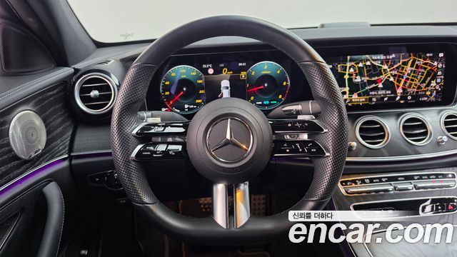 Mercedes-Benz E-Class (W213) E220d 4MATIC AMG Line 2022 — фото 14