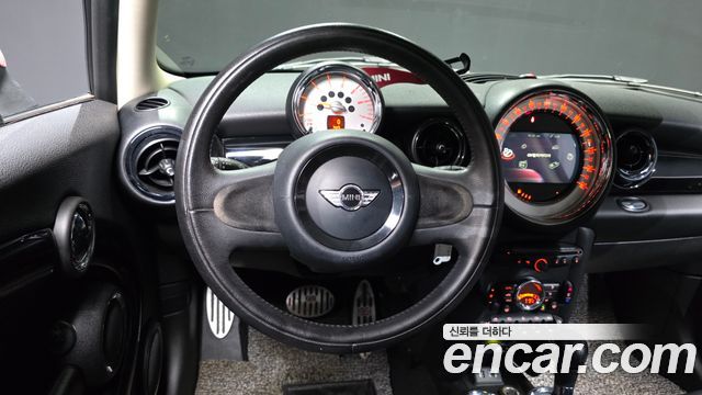 MINI Cooper D Standard 2nd 2013 — фото 13