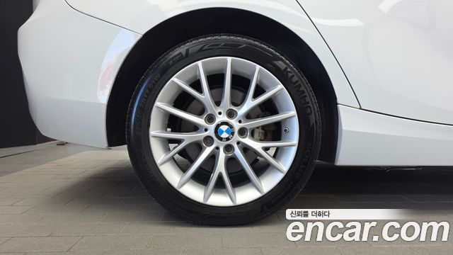 BMW 1 Series (F20) 118d Sport 5Door 2016 — фото 5