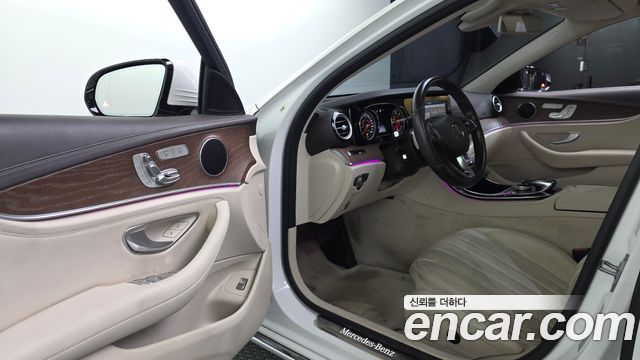 Mercedes-Benz E-Class (W213) E220d Exclusive 2017 — фото 10