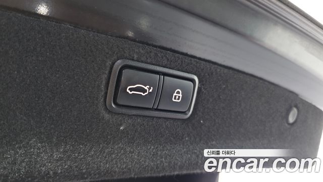 Genesis G80 3.3 GDI AWD Premium Luxury 2017 — фото 20