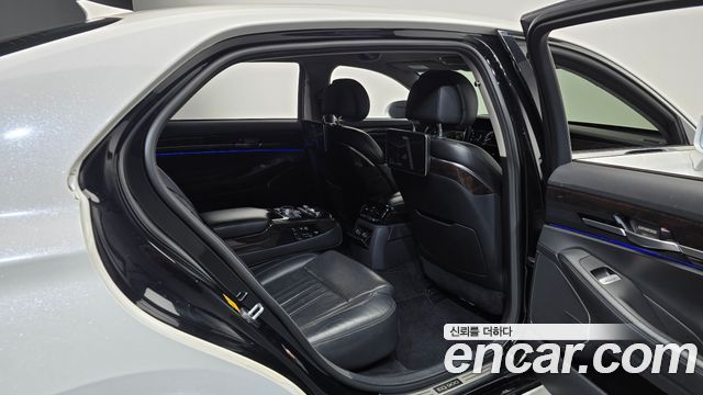 Genesis EQ900 3.3 T-GDI AWD Premiun Luxury 2016 — фото 15