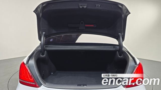 Genesis EQ900 3.3 T-GDI AWD Premiun Luxury 2016 — фото 22