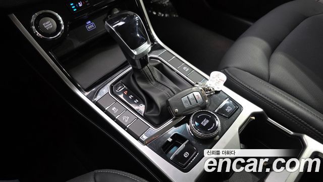 KG Mobility (SsangYong) Beautiful Korando Gasoline 1.5 2WD C5 Plus 2020 — фото 9