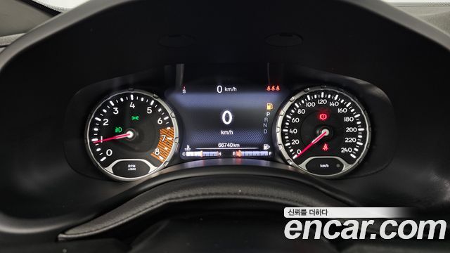 Jeep Renegade 2.4 80th Edition AWD 2021 — фото 8