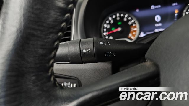 Jeep Renegade 2.4 80th Edition AWD 2021 — фото 18