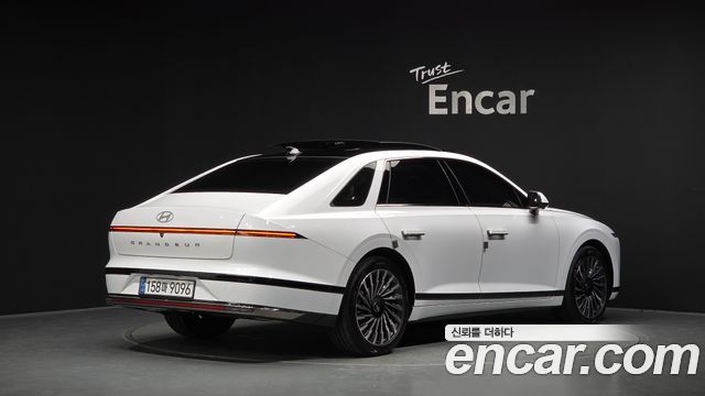 Hyundai Grandeur Hybrid (GN7) Calligraphy 2025 — фото 2