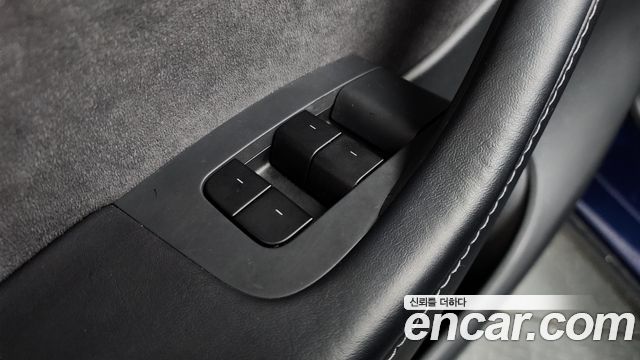 Tesla Model Y Long Range AWD 2021 — фото 28