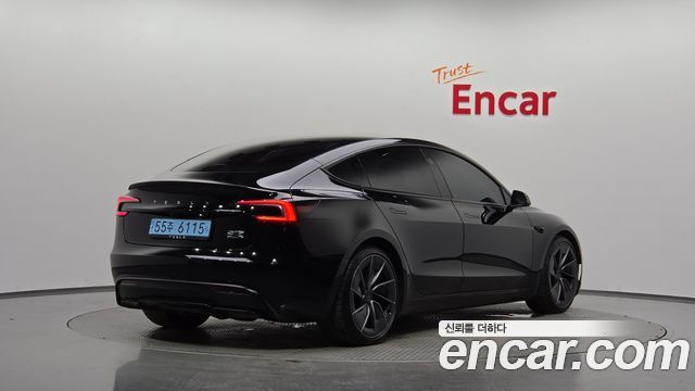 Tesla Model 3 Performance AWD 2024 — фото 2