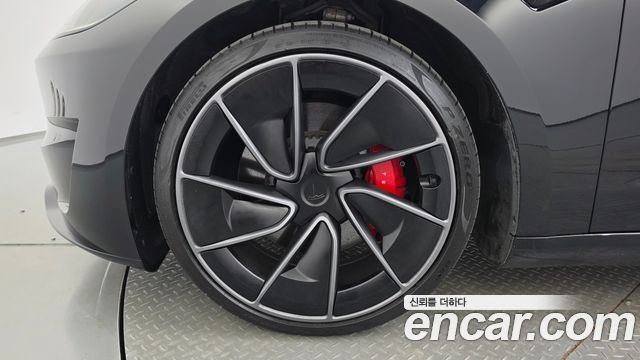 Tesla Model 3 Performance AWD 2024 — фото 5