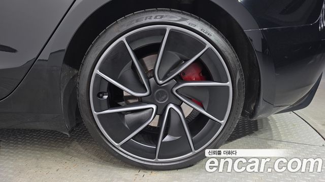 Tesla Model 3 Performance AWD 2024 — фото 21