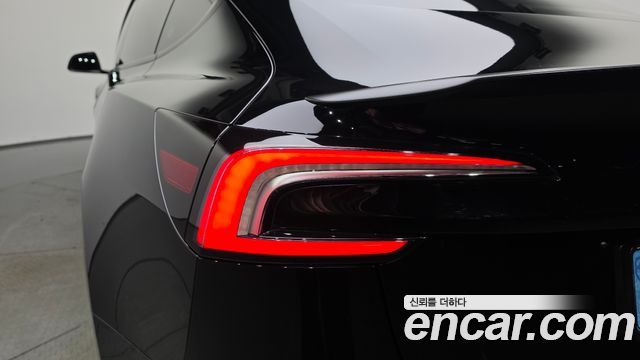 Tesla Model 3 Performance AWD 2024 — фото 23