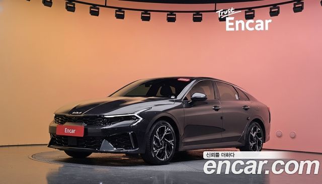 Kia K5 (III) 2.0 Noblesse 2025 — фото 1