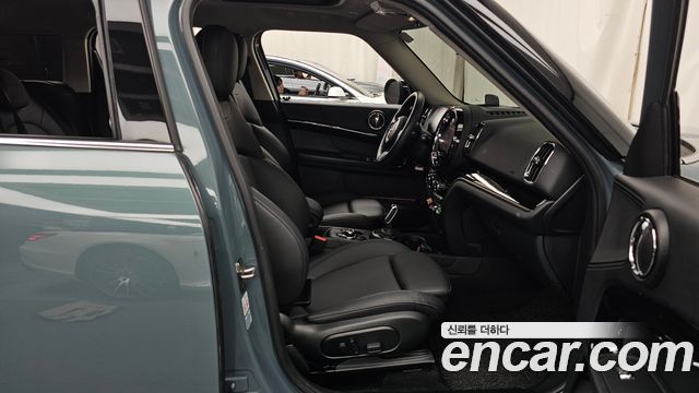 MINI Cooper Countryman Classic 2nd 2024 — фото 11
