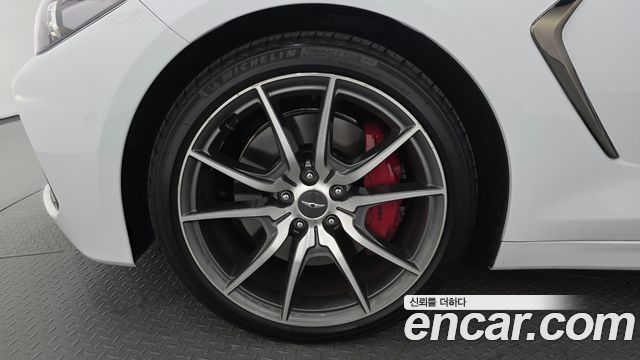 Genesis G70 2.0T Sport Package 2018 — фото 5