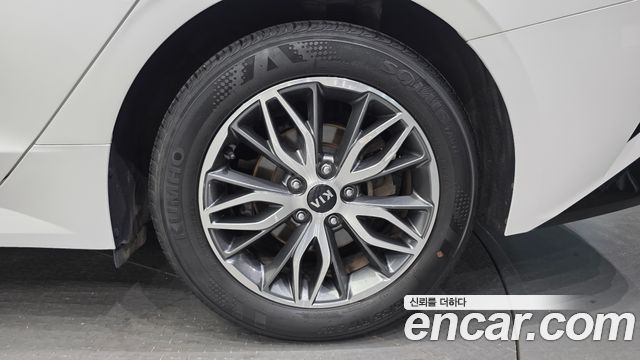 Kia K5 (III) 2.0 Trendy 2021 — фото 21