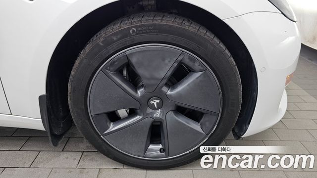 Tesla Model 3 Long Range AWD 2022 — фото 21