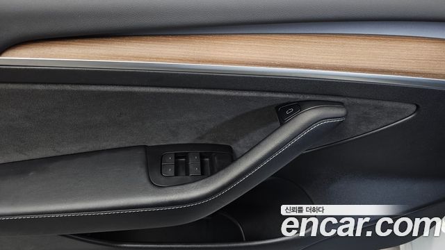 Tesla Model 3 Long Range AWD 2022 — фото 32