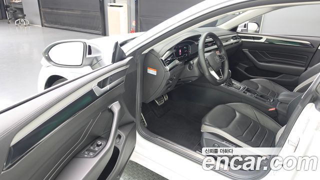 Volkswagen Arteon 2.0 TDI Prestige 2023 — фото 10